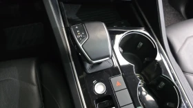 VW Touareg 3.0TDI - DISTRONIC - ПОДГРЕВИ - ПАНОРАМА, снимка 9