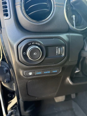 Jeep Wrangler 4xe | Mobile.bg    13