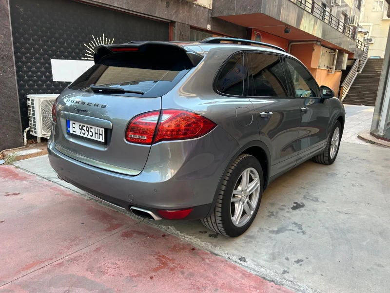 Porsche Cayenne 3.0D 245кс. ЛИЗИНГ КАТО НОВА, снимка 14 - Автомобили и джипове - 47417659