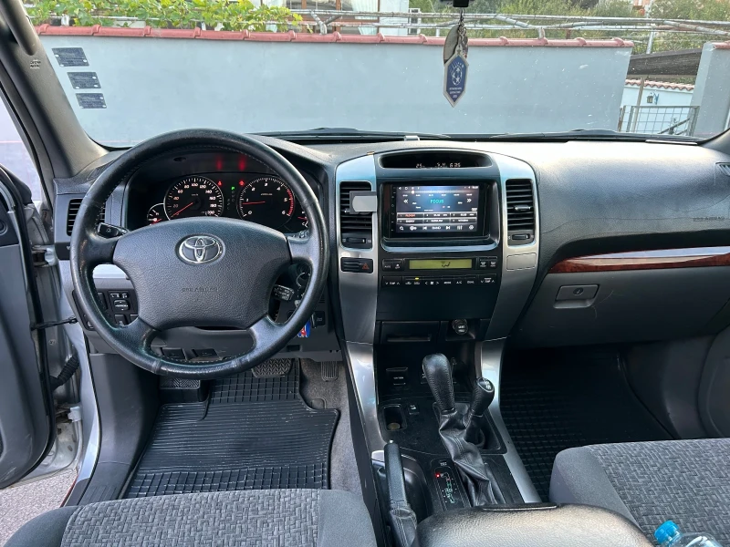 Toyota Land cruiser 3.0, снимка 13 - Автомобили и джипове - 47656988