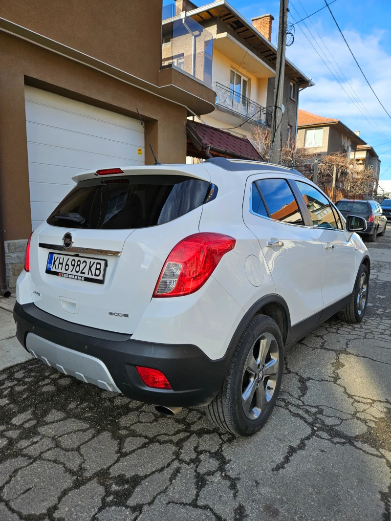 Opel Mokka 1.7 дизел, Перфектна, снимка 4 - Автомобили и джипове - 49254987