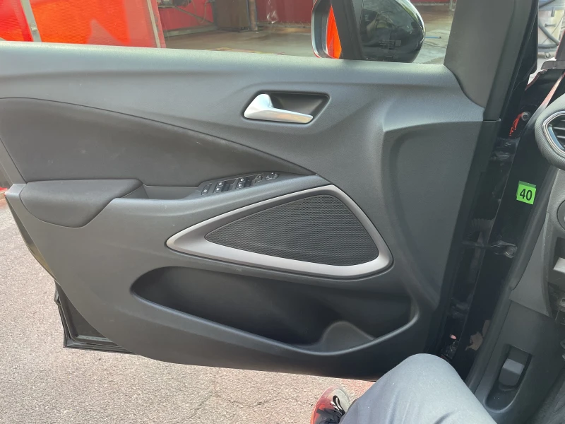 Opel Crossland X, снимка 4 - Автомобили и джипове - 50968006