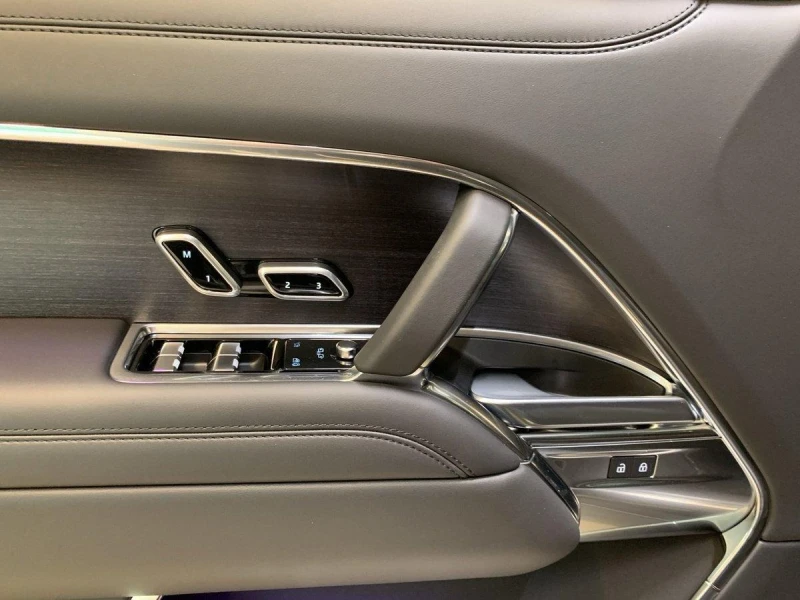 Land Rover Range rover D350 HSE SWB SHADOW MERIDIAN PANO HEAD UP 360, снимка 9 - Автомобили и джипове - 51508561