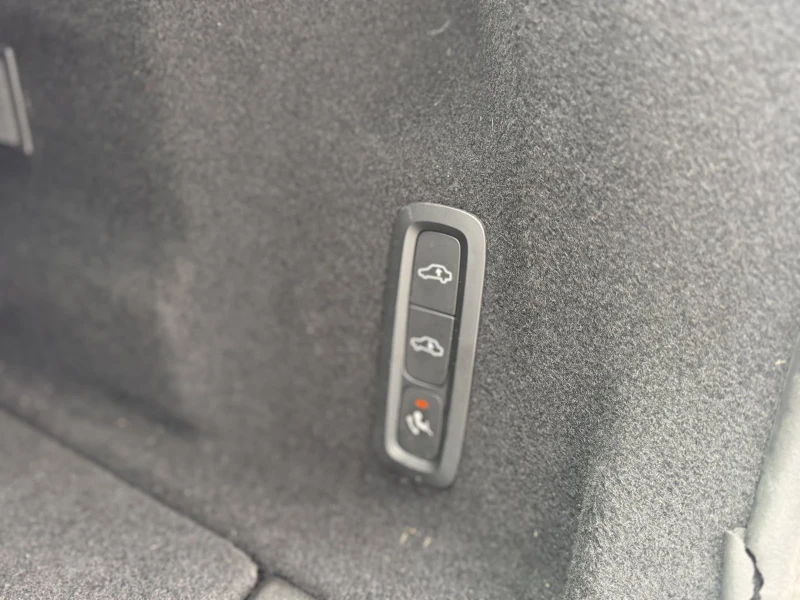 Volvo XC60 T6 Inscription Polestar 320 к.с. AWD, снимка 12 - Автомобили и джипове - 52369888