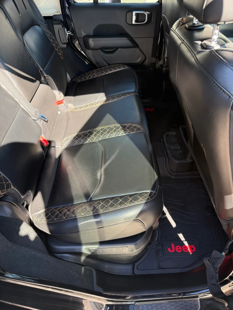 Jeep Wrangler 4xe, снимка 4 - Автомобили и джипове - 51914323