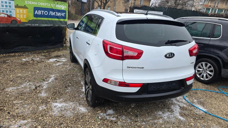 Kia Sportage 1.7d, снимка 11 - Автомобили и джипове - 52978555