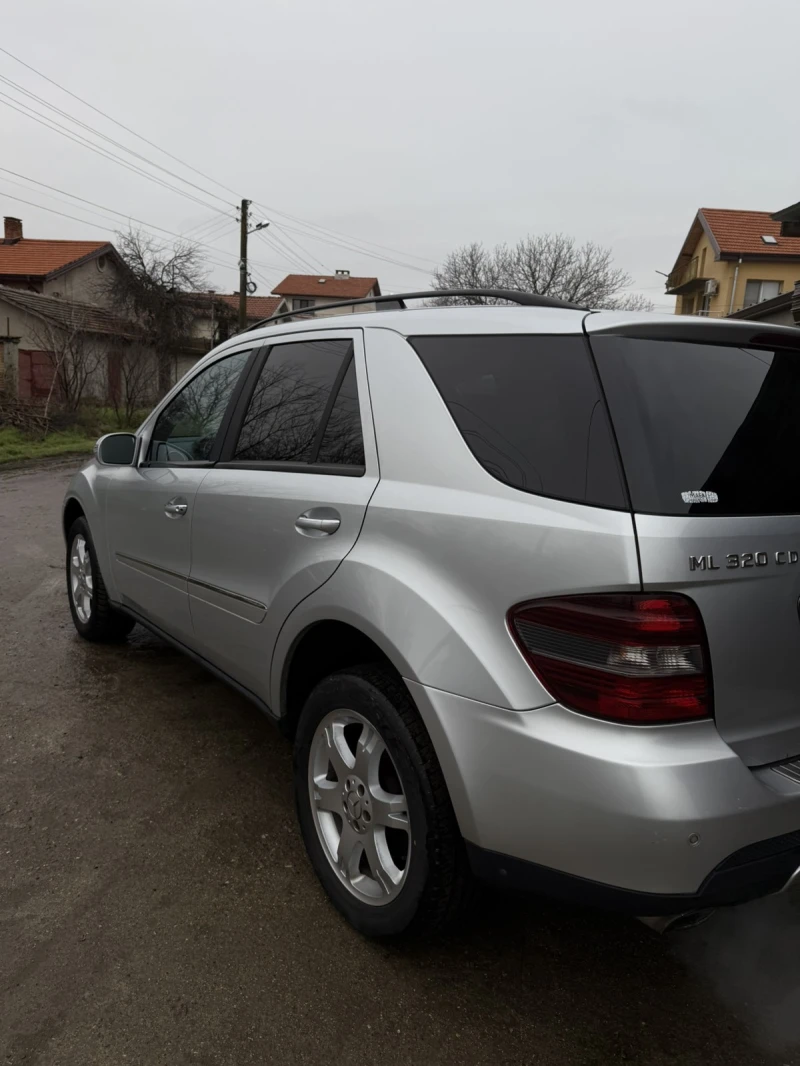 Mercedes-Benz ML 320, снимка 2 - Автомобили и джипове - 53294295