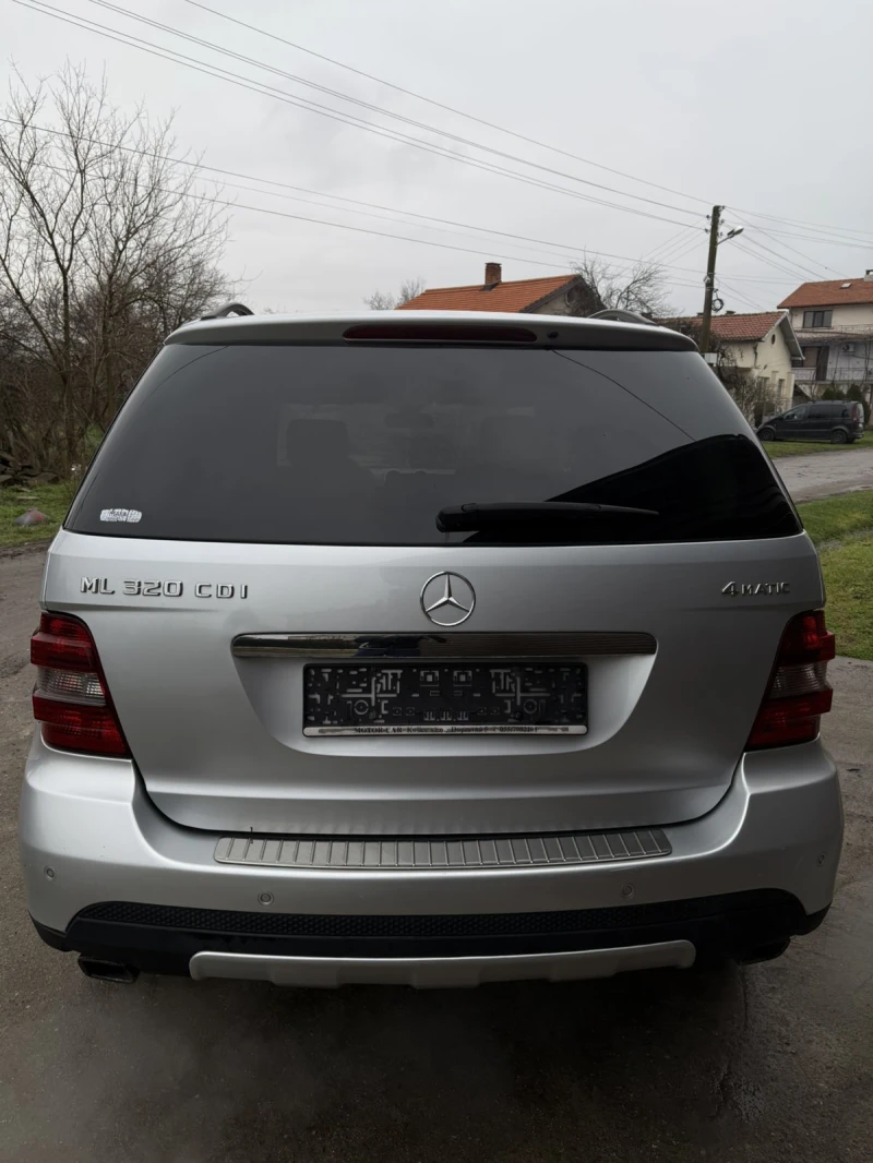 Mercedes-Benz ML 320, снимка 3 - Автомобили и джипове - 53294295