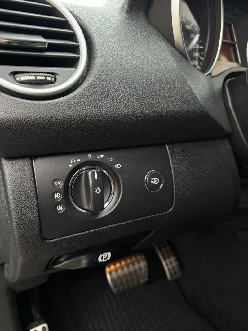 Mercedes-Benz ML 320, снимка 6 - Автомобили и джипове - 53294295