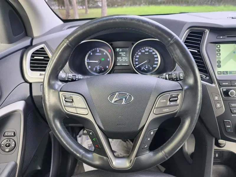 Hyundai Santa fe 2.0 CRDi 4WD - САМО 30% АВАНС, снимка 7 - Автомобили и джипове - 56159122