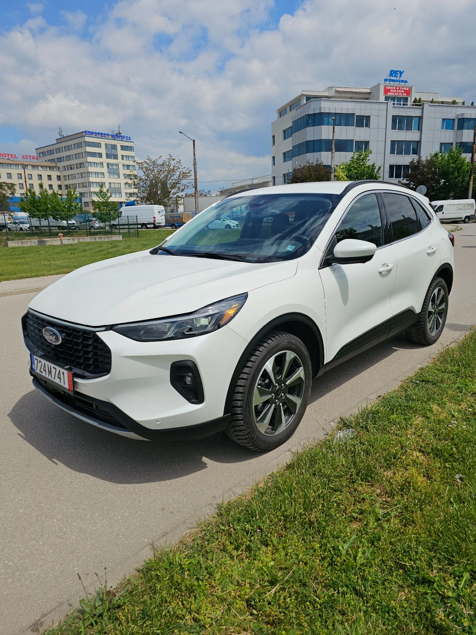 Ford Escape Platinum 2.0 EcoBoost - изображение 3