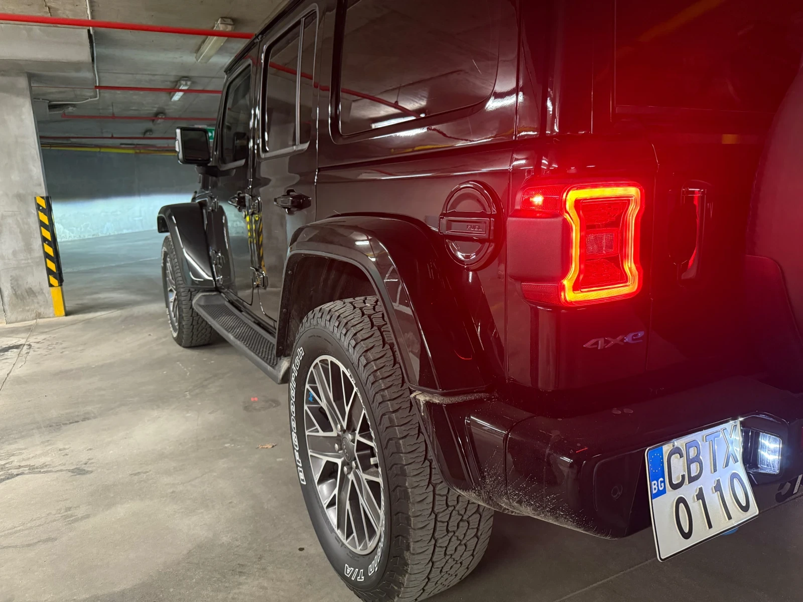 Jeep Wrangler 4xe | Mobile.bg   14