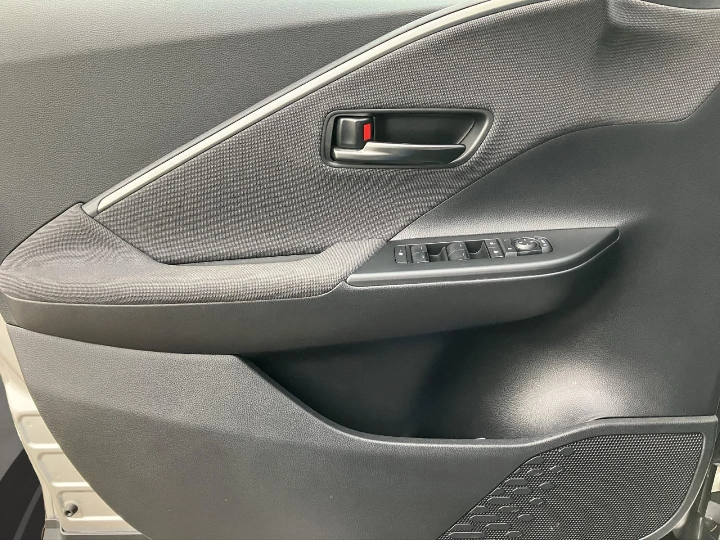 Toyota C-HR 2.0 HYBRID TEAM-DEUTSCHLAND CAMERA - изображение 5