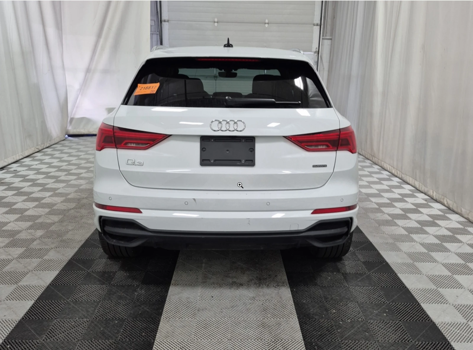 Audi Q3 S-line* Progressiv* Пано* Virtual* Без удар* , снимка 4 - Автомобили и джипове - 54394775