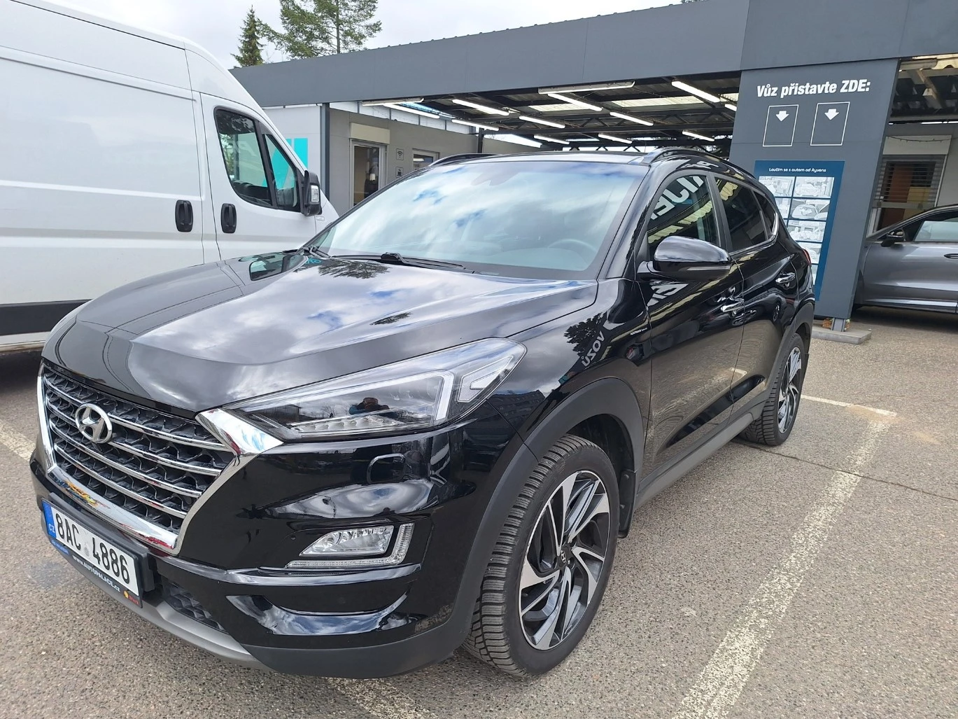 Hyundai Tucson 2.0 CRDI/ 4x4/ 185кс./ Style/ Очакван !, снимка 1 - Автомобили и джипове - 54414952