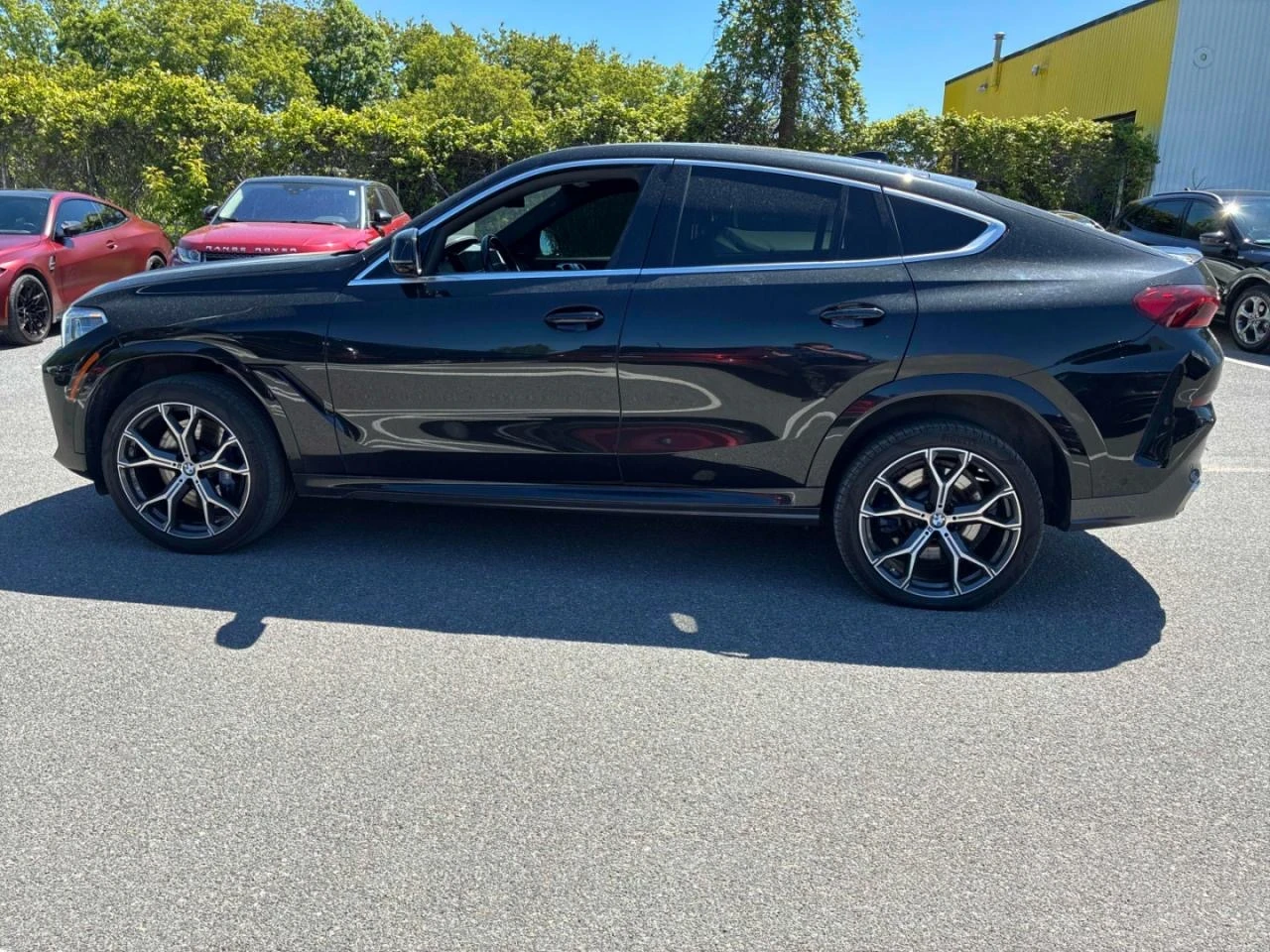 BMW X6 M-pkg* 360view* Pano* H&K* Laser* Въздух* Обдухван, снимка 2 - Автомобили и джипове - 54780741
