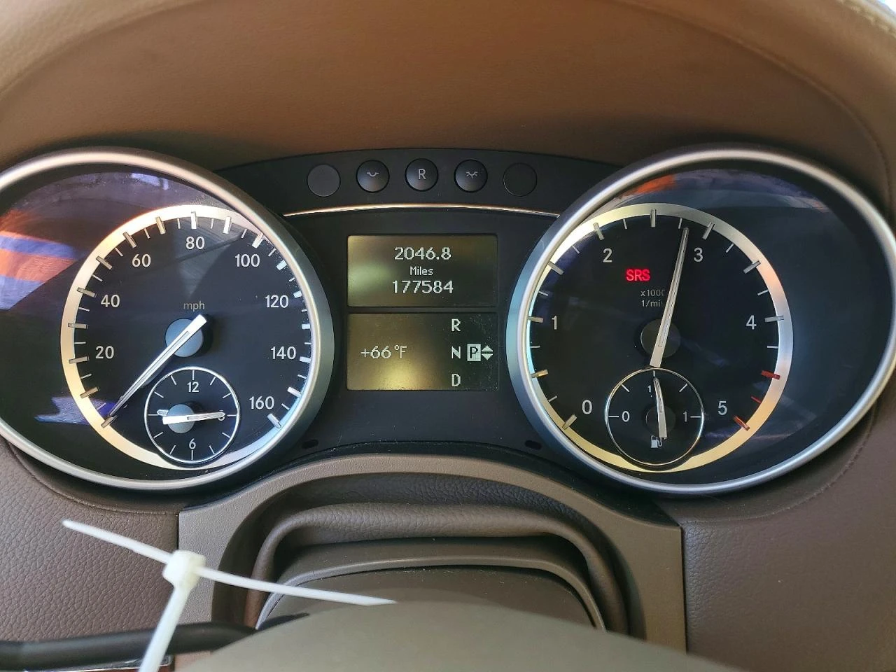 Mercedes-Benz GL 350 BLUETEC 4MATIC| HARMAN| NAVI| KEYLESS, снимка 9 - Автомобили и джипове - 55041246