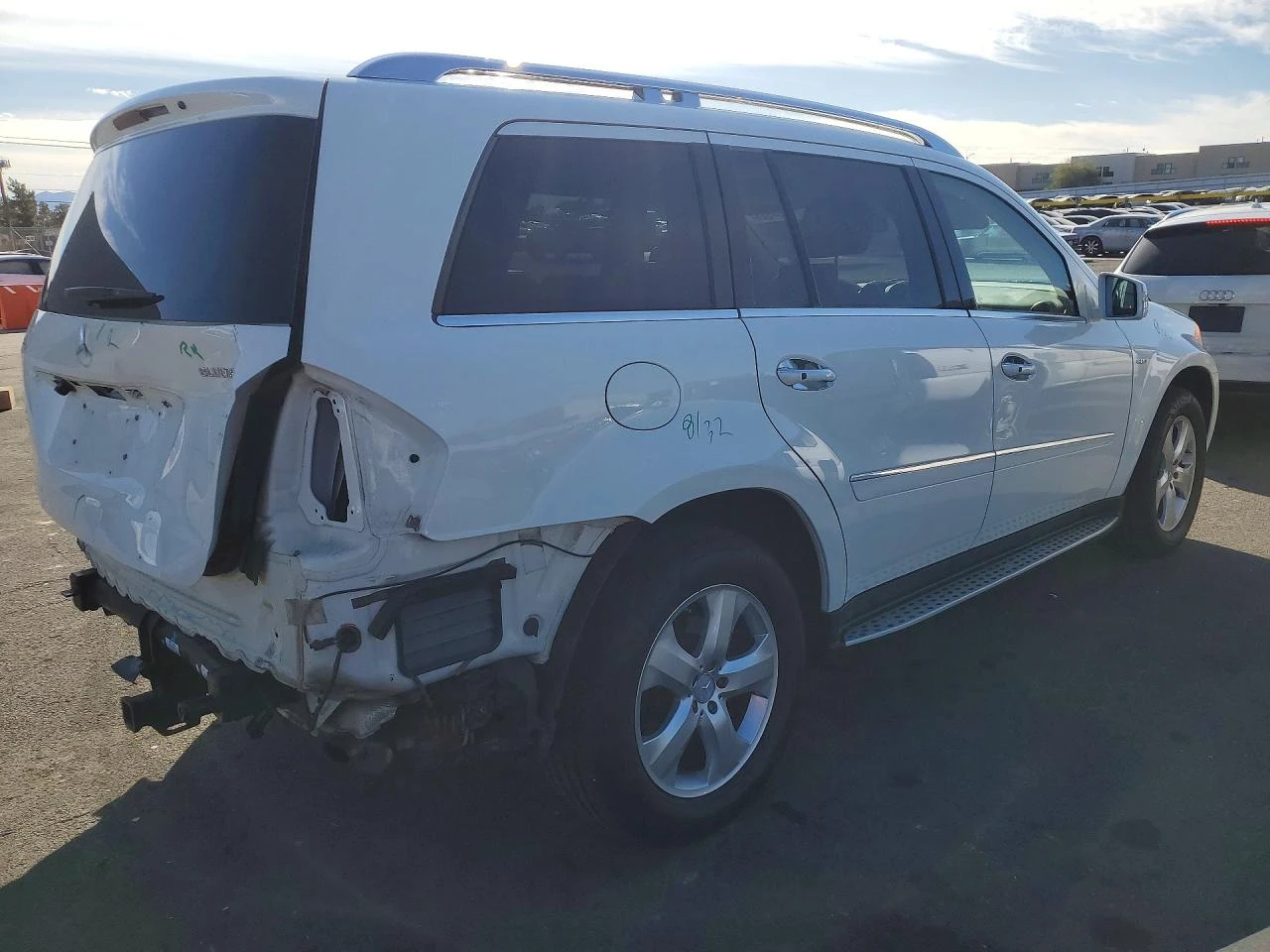 Mercedes-Benz GL 350 BLUETEC 4MATIC| HARMAN| NAVI| KEYLESS, снимка 6 - Автомобили и джипове - 55041246
