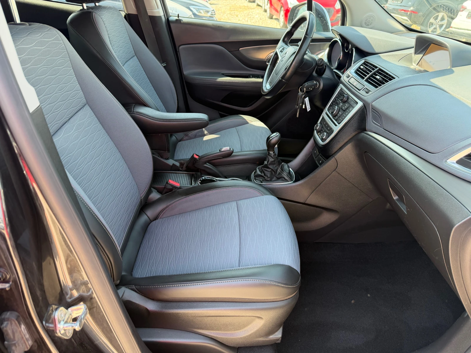 Opel Mokka 1.4 T. ФАБР.ГАЗ , снимка 12 - Автомобили и джипове - 55128382