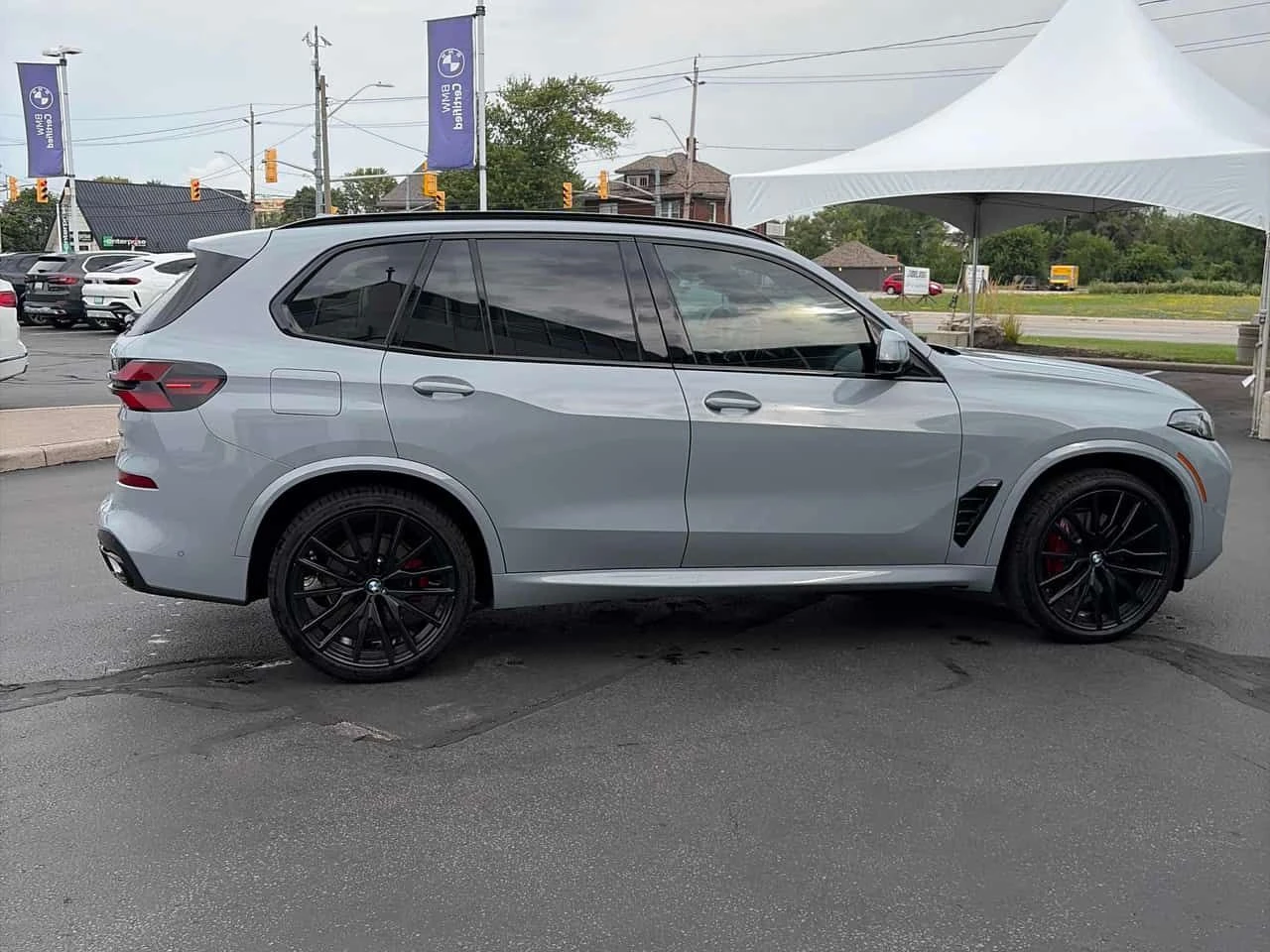 BMW X5 xDrive40i M SPORT | CARFAX | АВТОКРЕДИТ , снимка 4 - Автомобили и джипове - 55504429