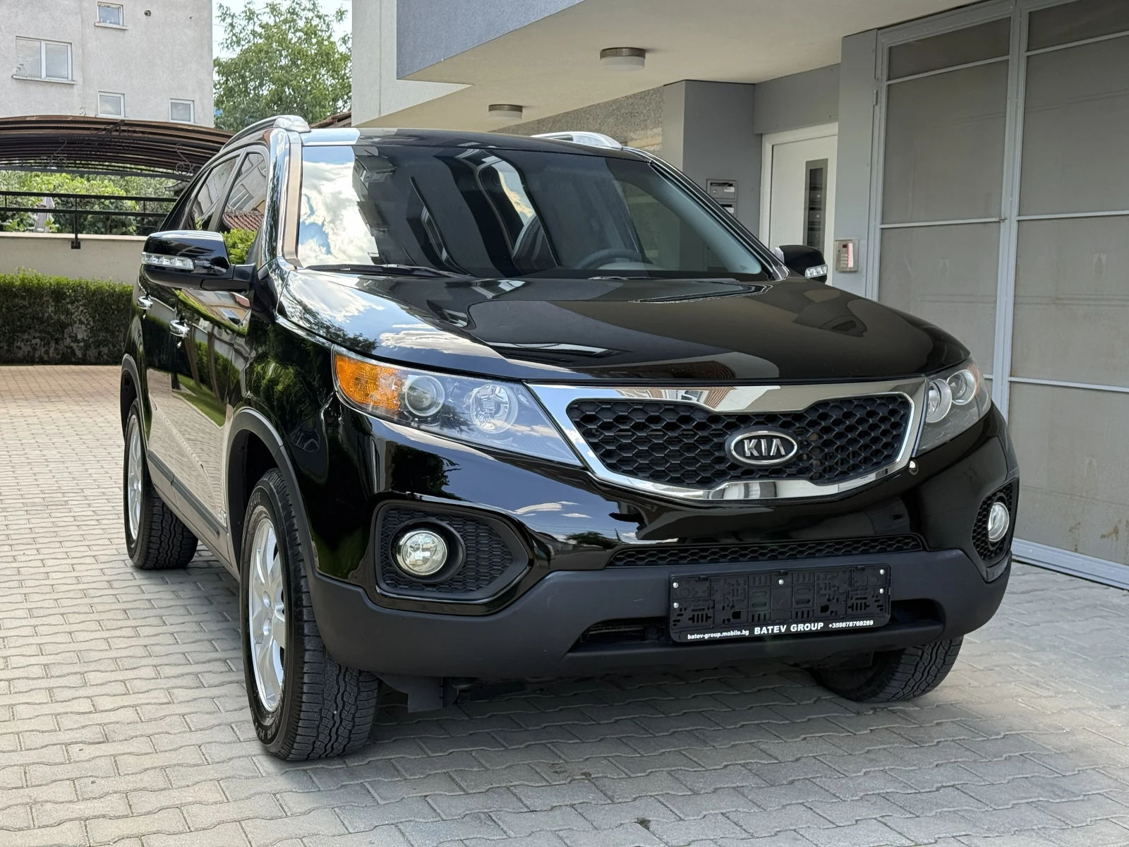 Kia Sorento 2.2D-AVTOMAT-4X4-, снимка 3 - Автомобили и джипове - 55586553