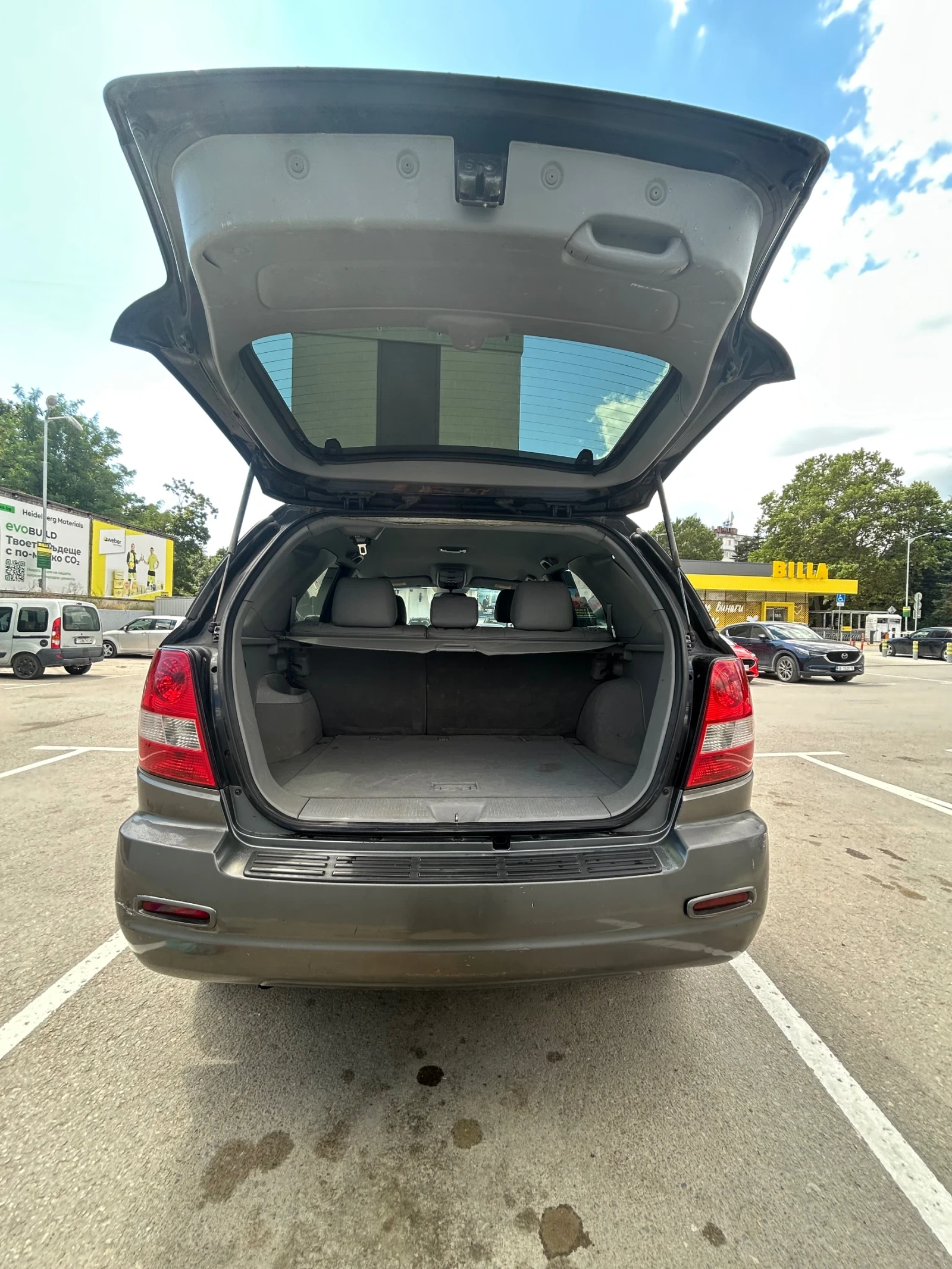 Kia Sorento, снимка 13 - Автомобили и джипове - 55663331