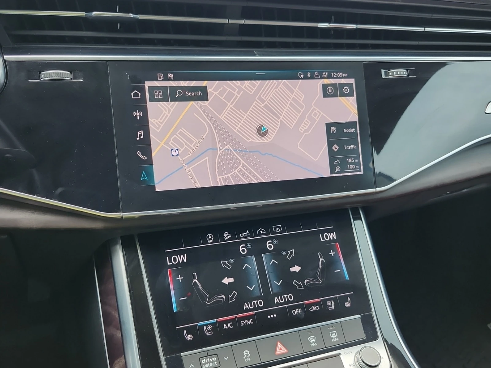 Audi Q8 * PROGRESSIV * CARFAX * АВТОКРЕДИТ* , снимка 11 - Автомобили и джипове - 56082852