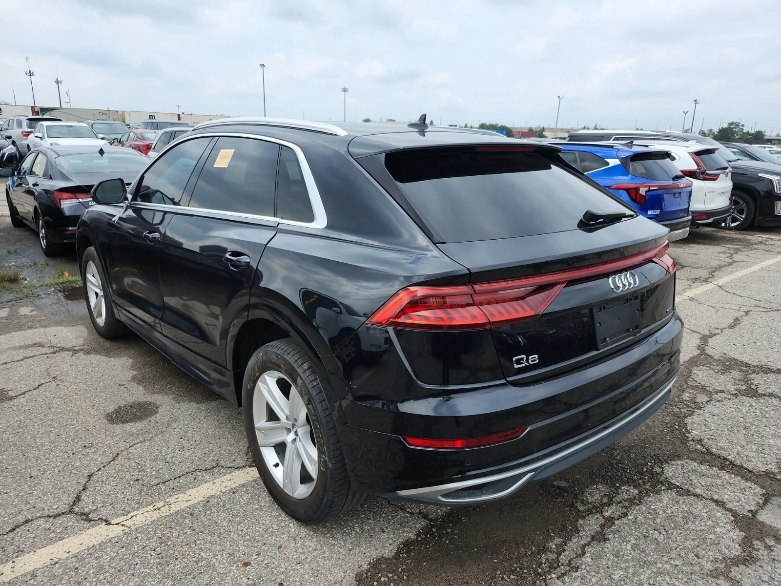 Audi Q8 * PROGRESSIV * CARFAX * АВТОКРЕДИТ* , снимка 4 - Автомобили и джипове - 56082852