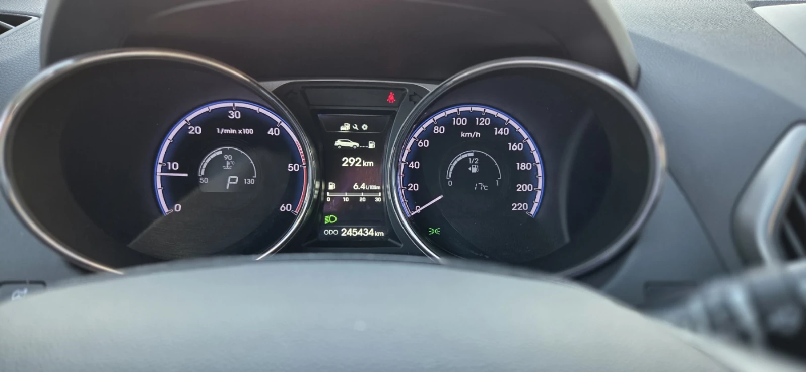 Hyundai IX35, снимка 6 - Автомобили и джипове - 56183392