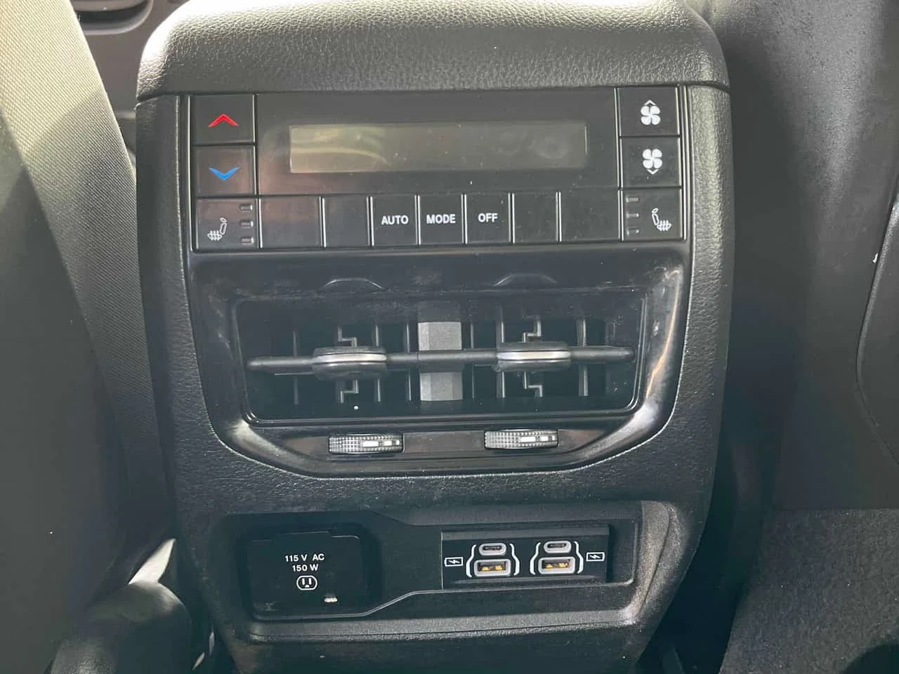 Jeep Grand cherokee L Limited | CARFAX | ��������������� | Mobile.bg � ����������� 10