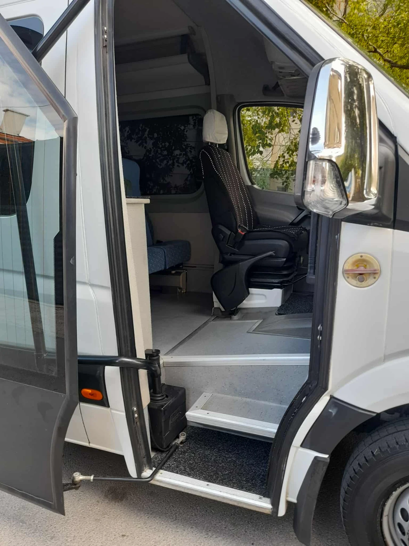 Mercedes-Benz Sprinter 519 3.0 CDI - изображение 5