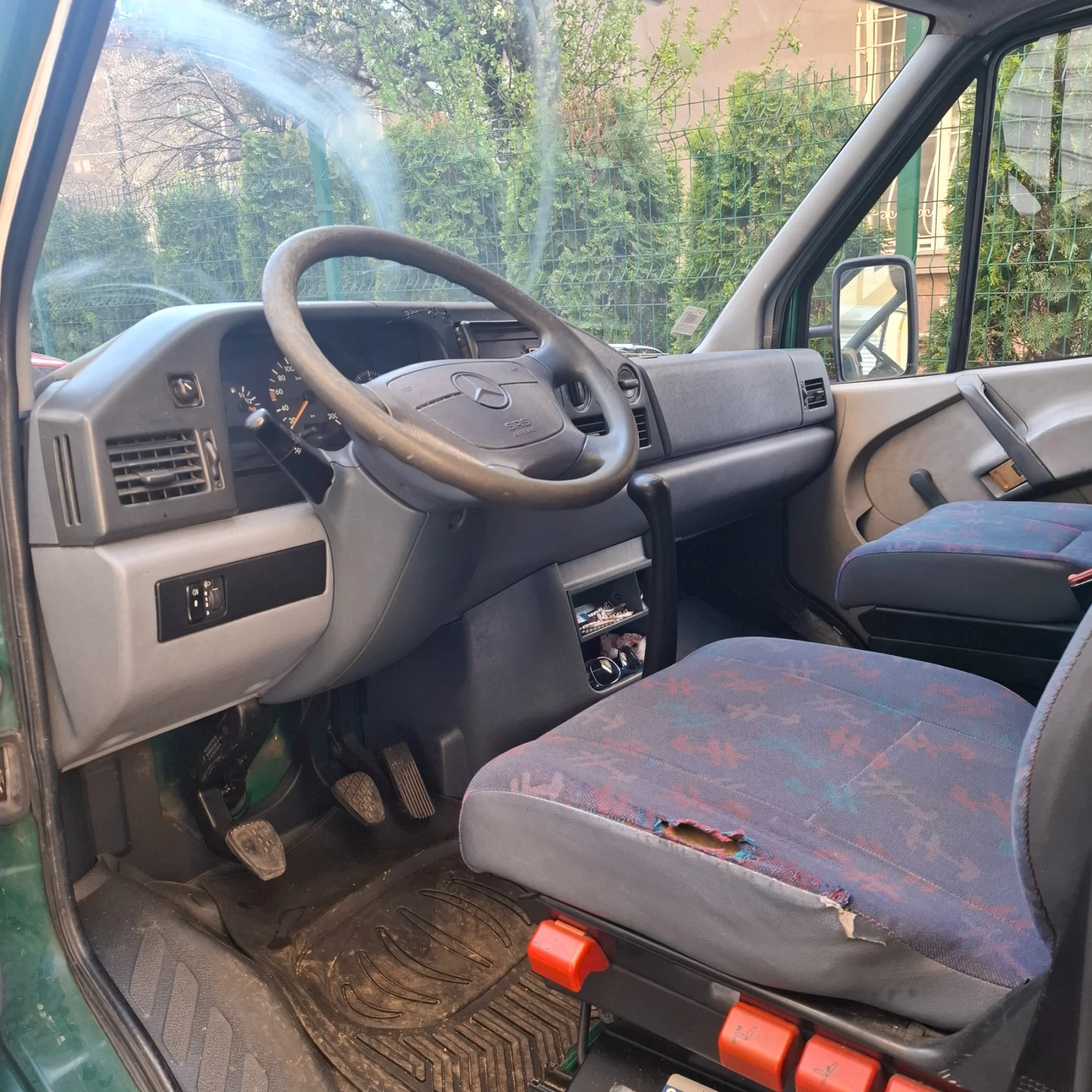 Mercedes-Benz Sprinter Sprinter 310 2.9 TD 102 kc., снимка 9 - Бусове и автобуси - 54296285