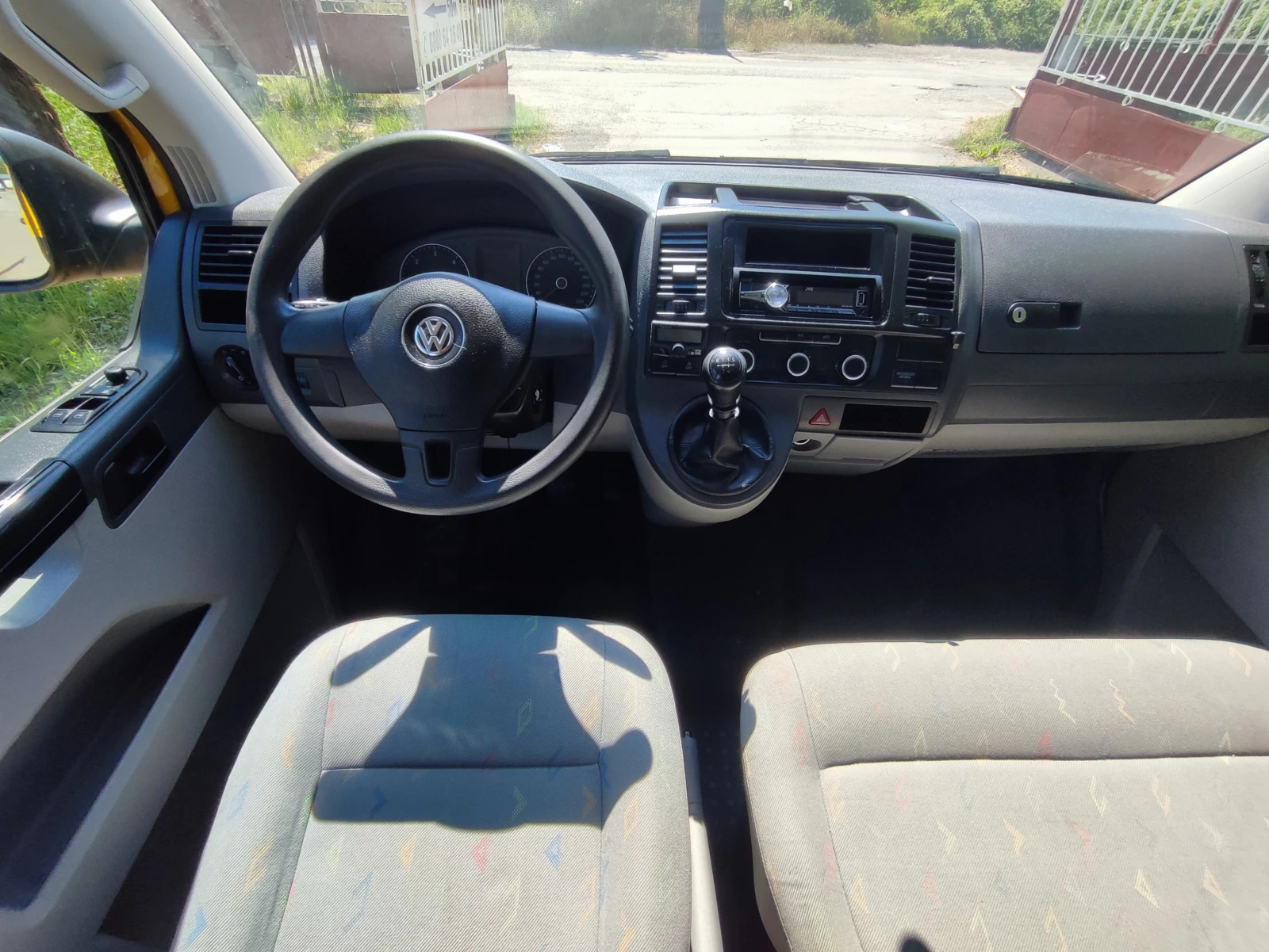 VW Transporter 2.0TDI-115kc-КЛИМА-СТАРТ СТОП-ЕВРО 5М, снимка 10 - Бусове и автобуси - 54855881