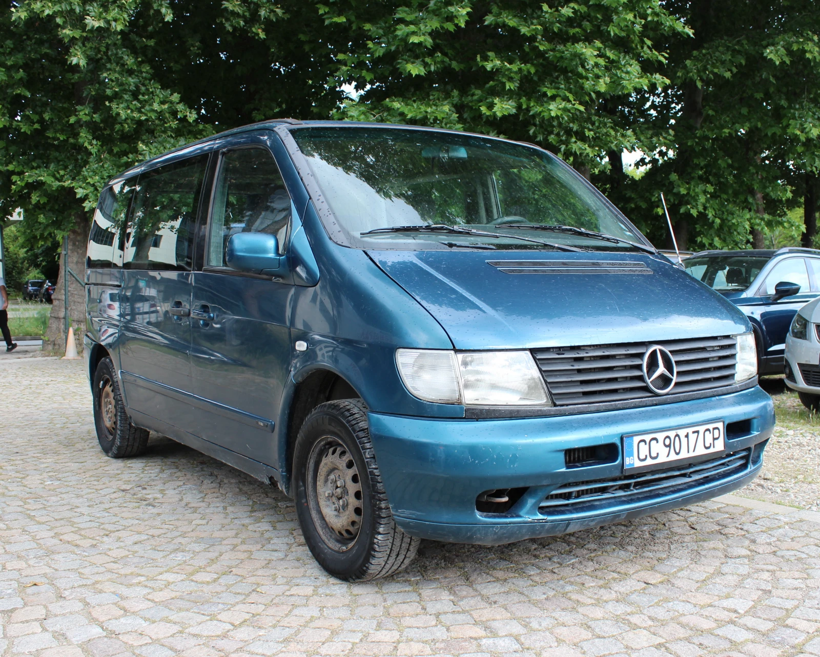Mercedes-Benz Vito 2.2 D  С РЕГИСТРАЦИЯ    , снимка 3 - Бусове и автобуси - 54960987