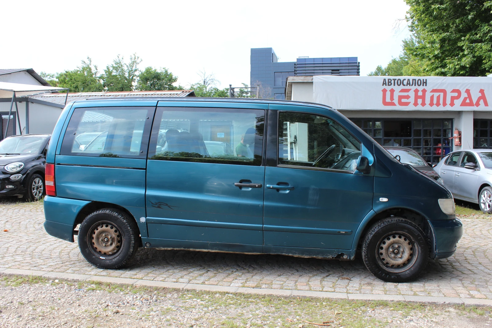 Mercedes-Benz Vito 2.2 D  С РЕГИСТРАЦИЯ    , снимка 5 - Бусове и автобуси - 54960987