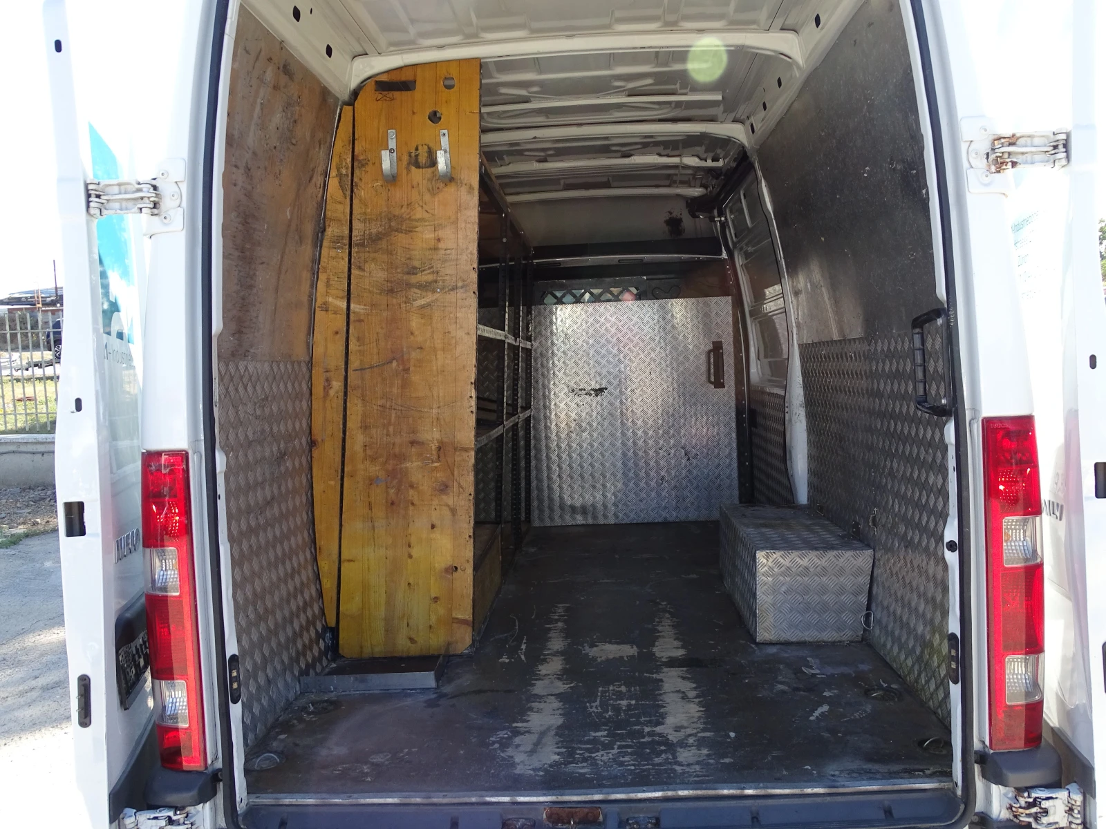 Iveco 35c15 3.0HPI  КАТ. * Б* * * КЛИМАТИК* * * , снимка 10 - Бусове и автобуси - 55735259