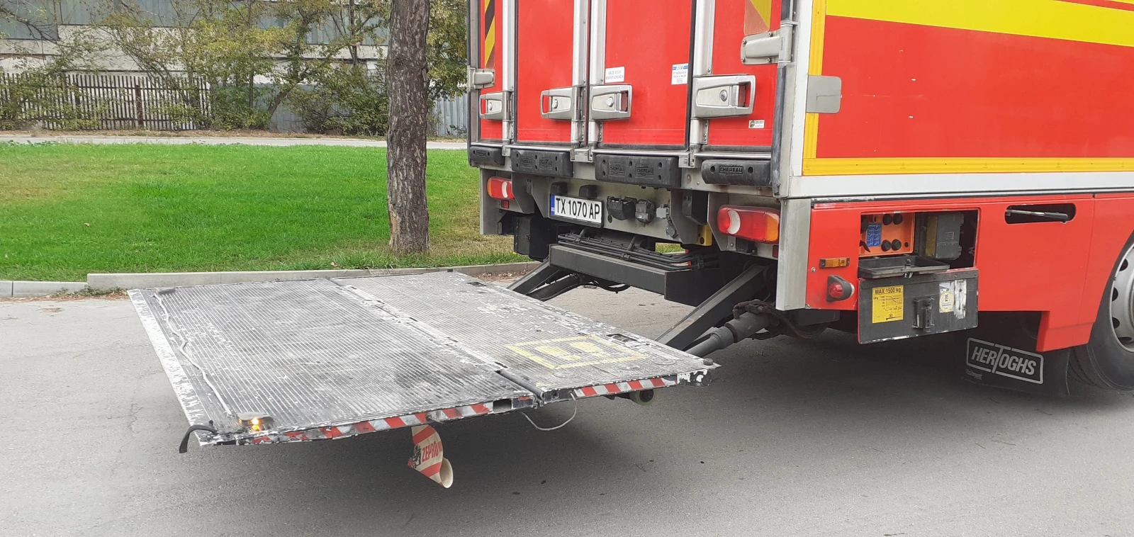 Scania R 360, снимка 6 - Камиони - 54287618