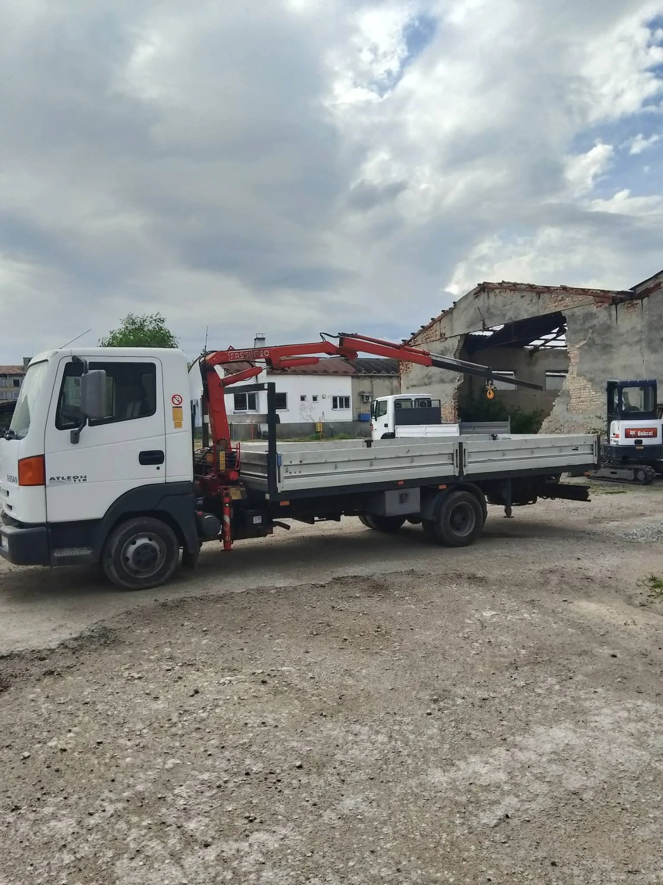 Nissan Atleon, снимка 4 - Камиони - 54742091