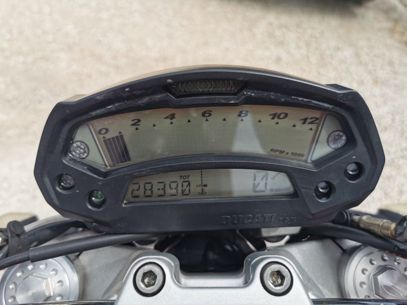 Ducati Monster 696, снимка 13 - Мотоциклети и мототехника - 46422431
