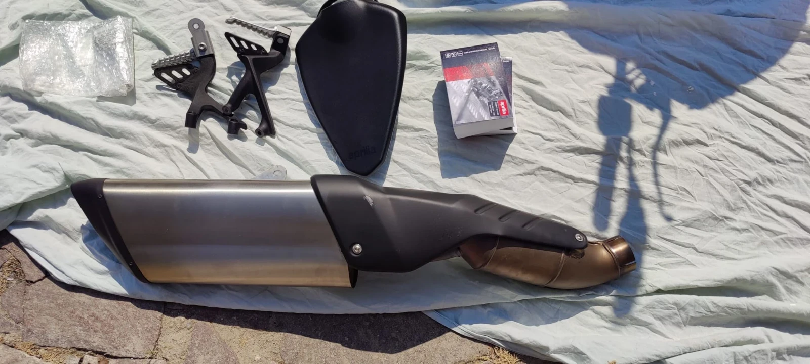 Aprilia Tuono 1100 Factory  - изображение 6