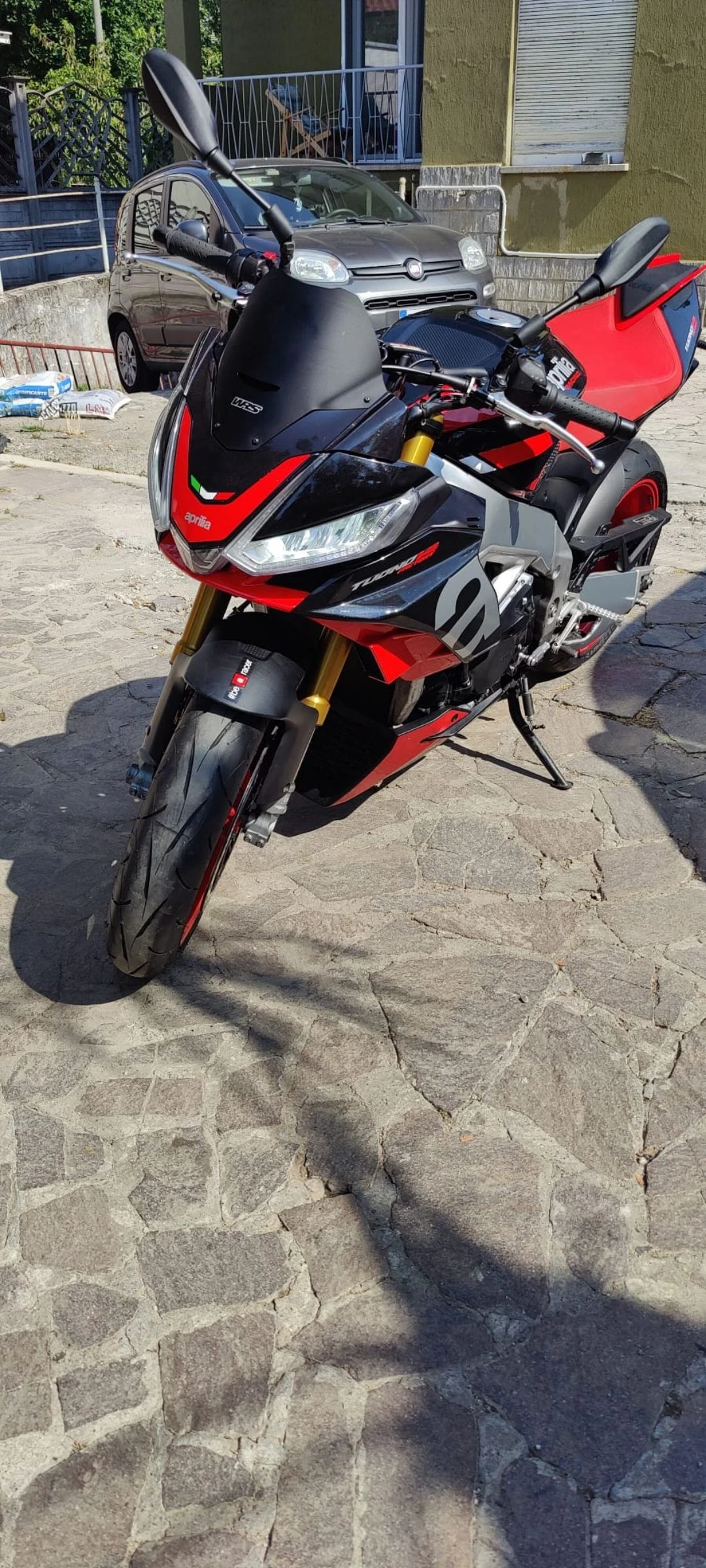 Aprilia Tuono 1100 Factory  - изображение 8