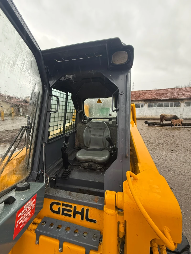 Мини челни товарачи GEHL 5240, снимка 7 - Индустриална техника - 52895614