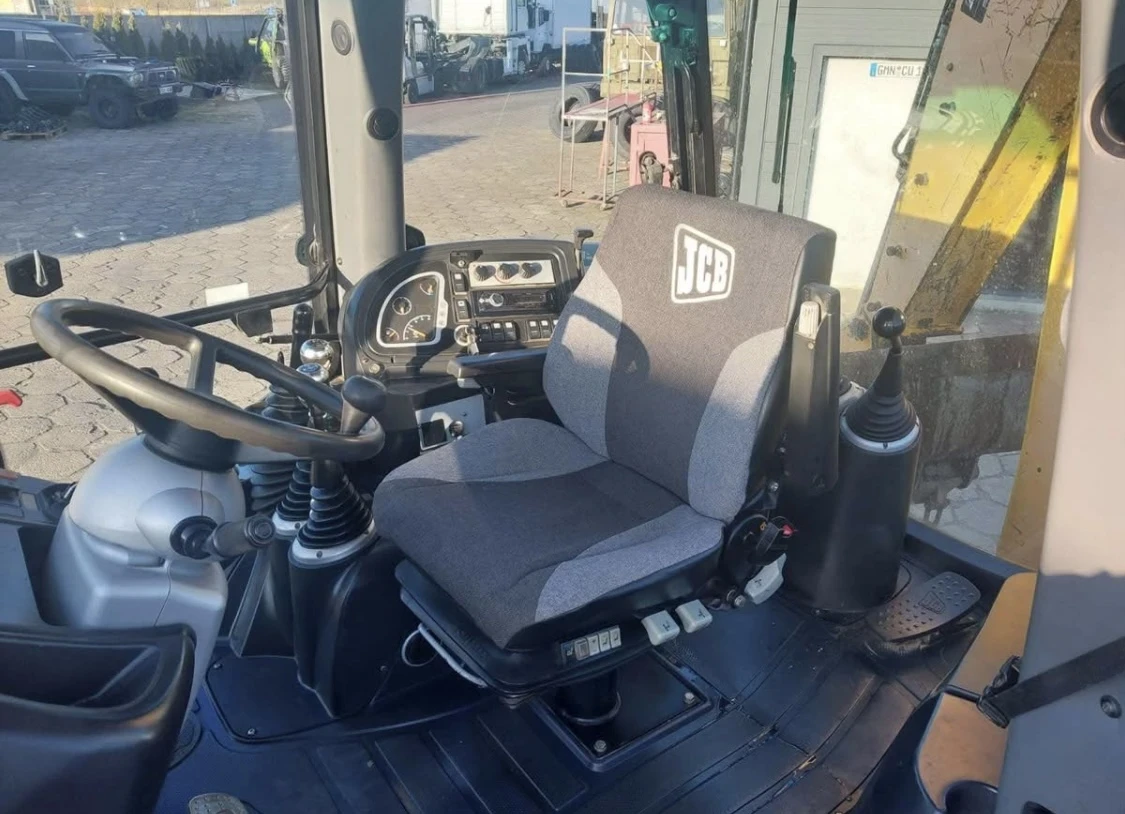 Багер JCB 3CXT, снимка 4 - Индустриална техника - 55094497