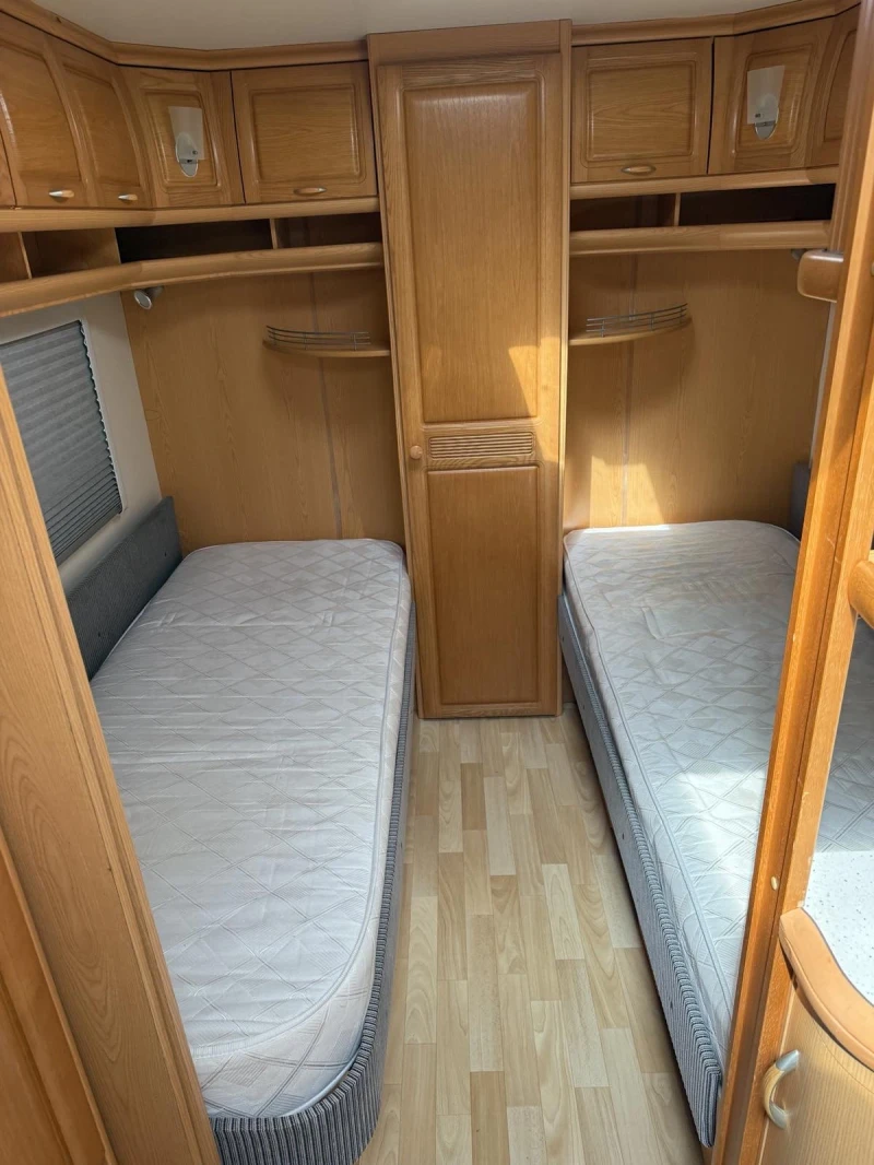 Каравана Hobby Prestige 540, снимка 13 - Каравани и кемпери - 52022301