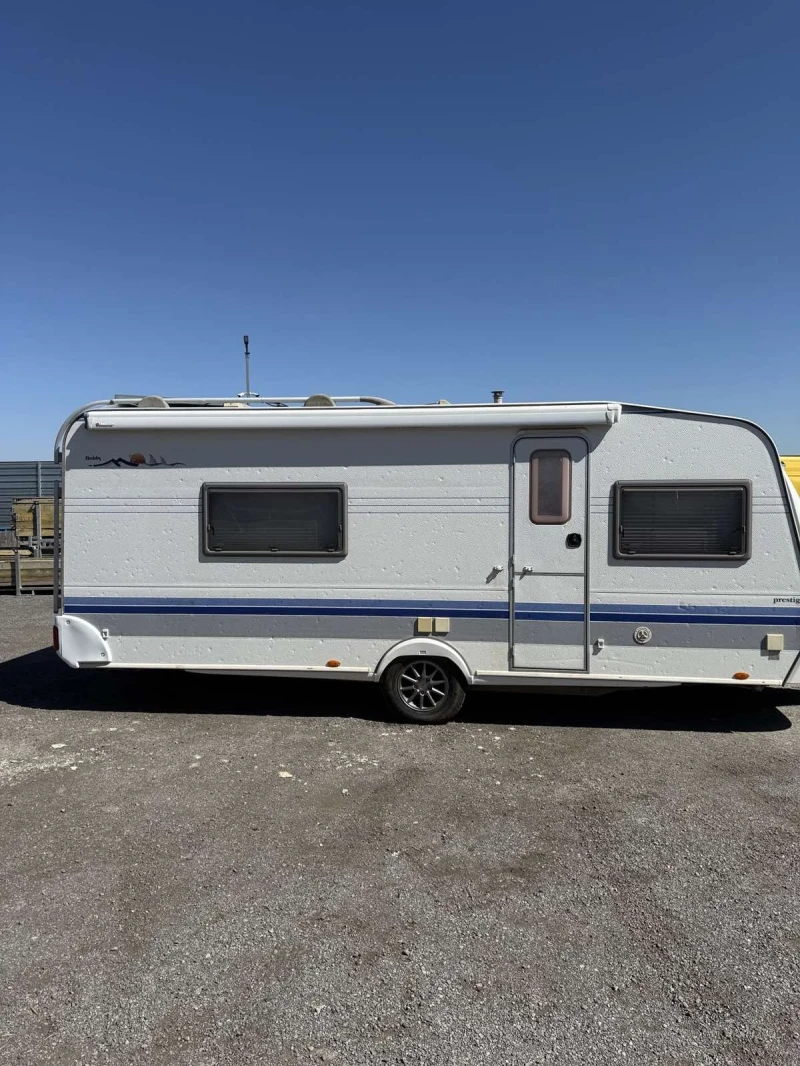 Каравана Hobby Prestige 540, снимка 2 - Каравани и кемпери - 52022301