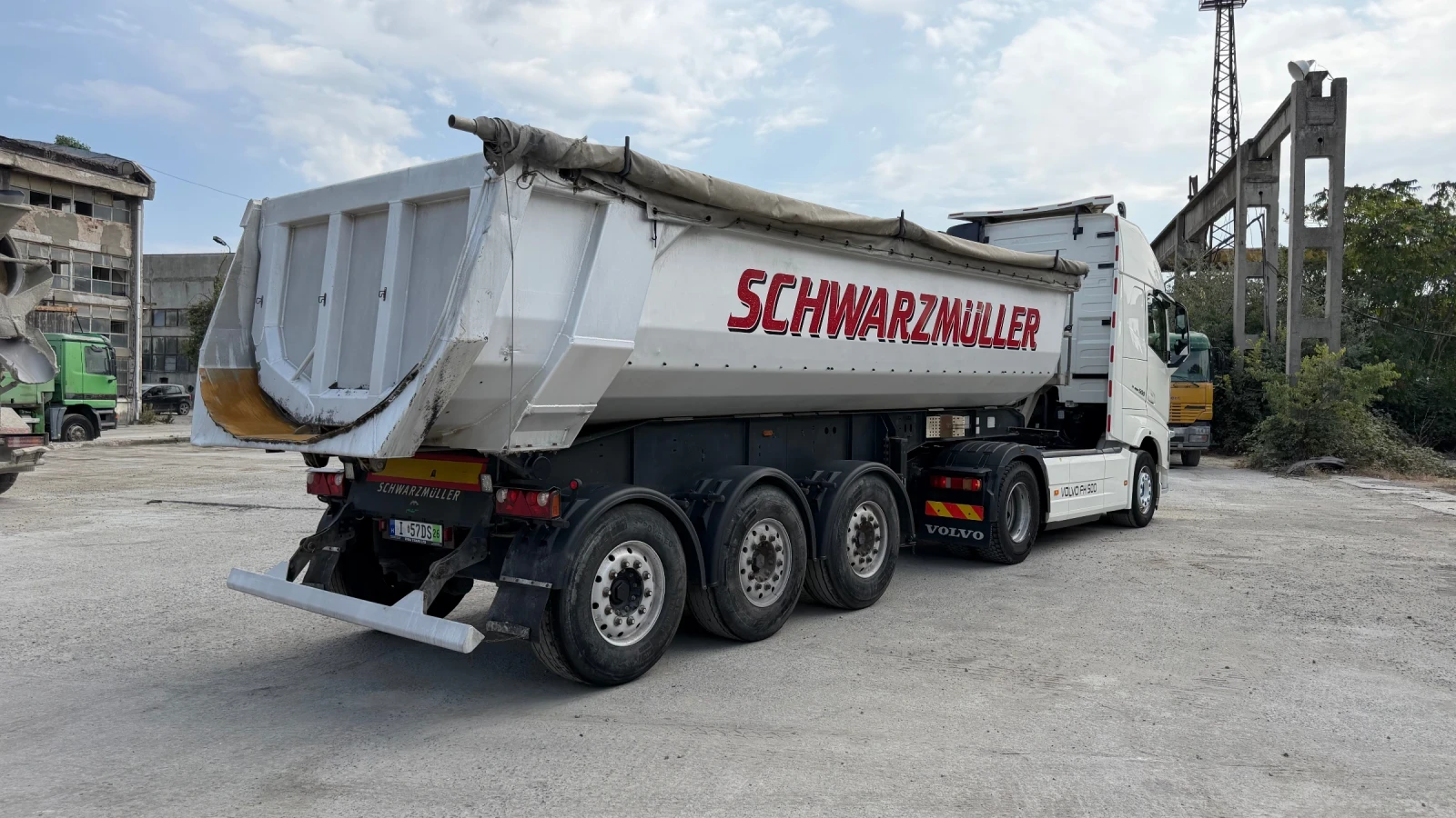 Полуремарке Schwarzmuller Боге, Тара 5310кг. НОВ ВНОС!, снимка 2 - Ремаркета - 55939528