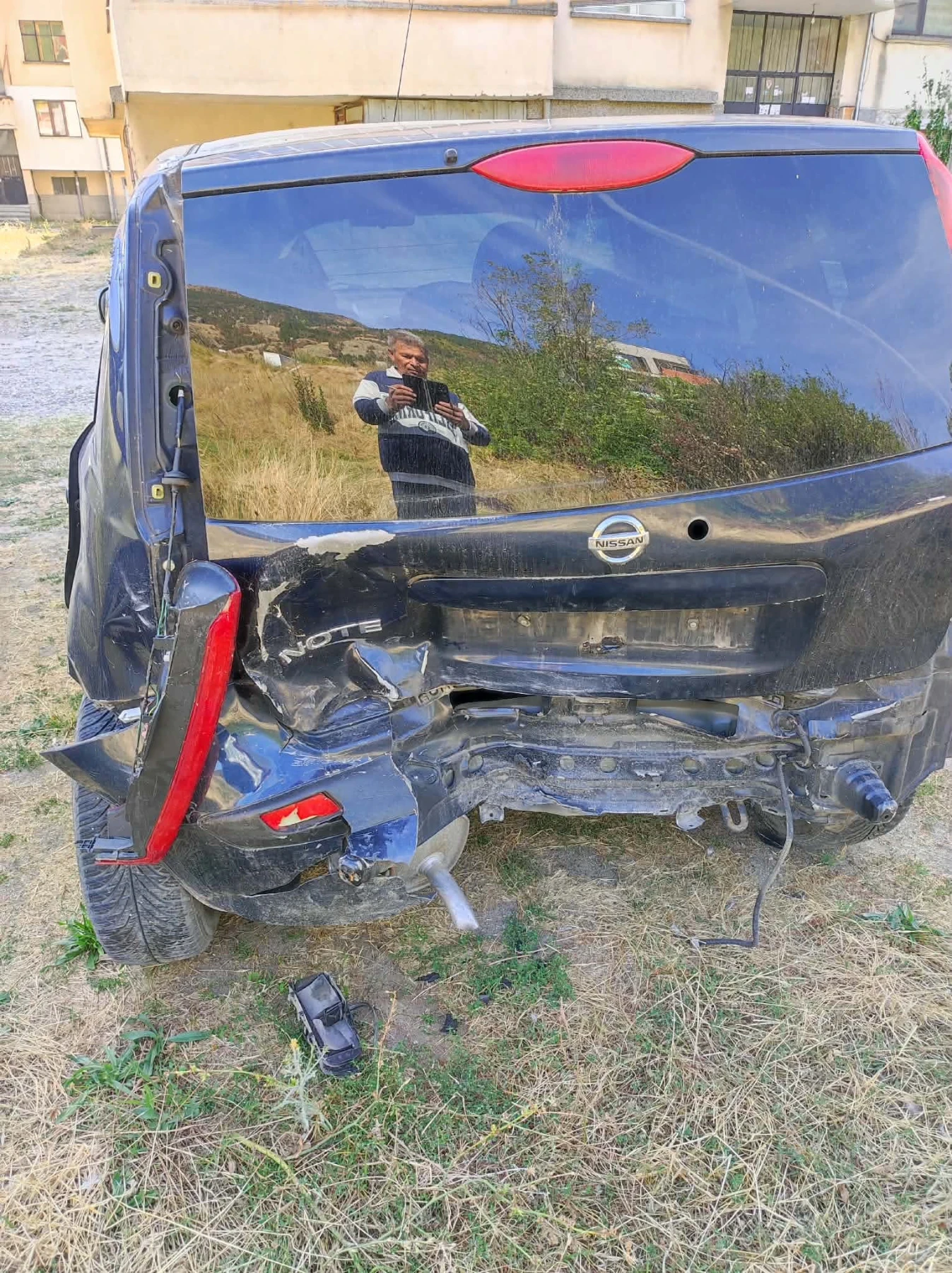 Nissan Note на части, снимка 4 - Части - 56330282