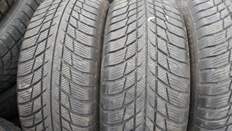 Гуми Зимни 225/55R17, снимка 4 - Гуми и джанти - 27417883