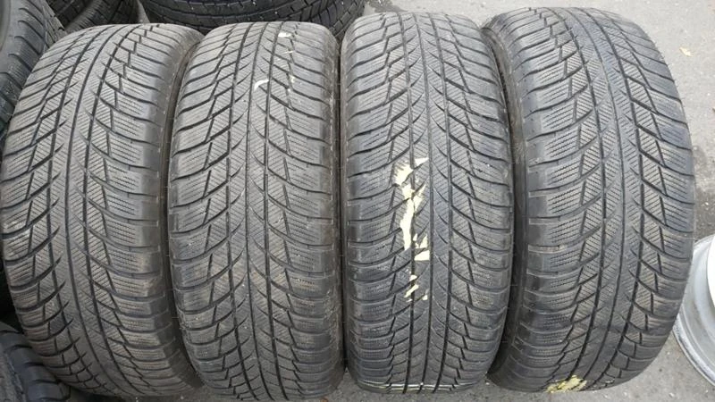 Гуми Зимни 225/55R17, снимка 2 - Гуми и джанти - 27417883