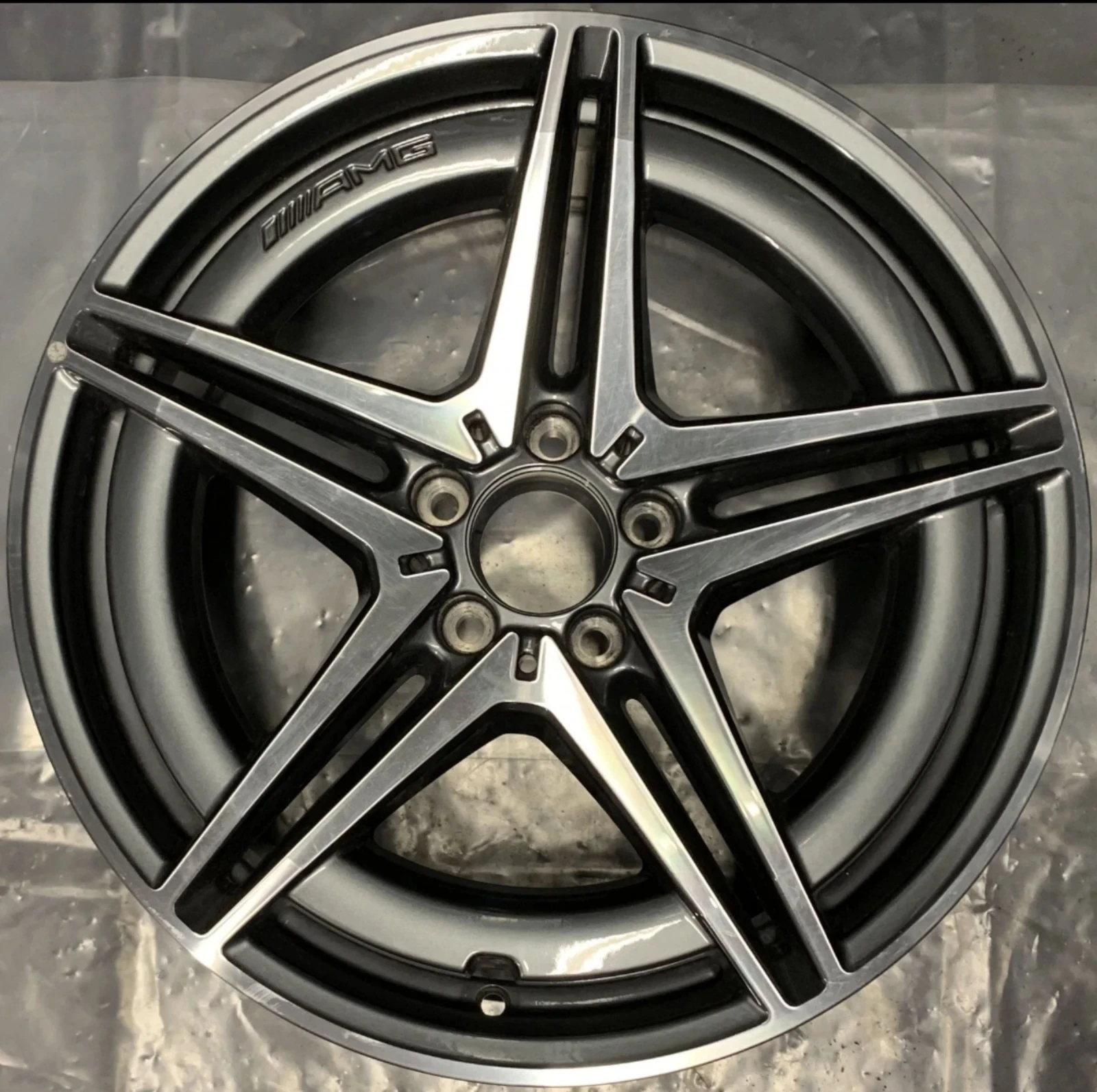   Mercedes-Benz EQC | Mobile.bg   2